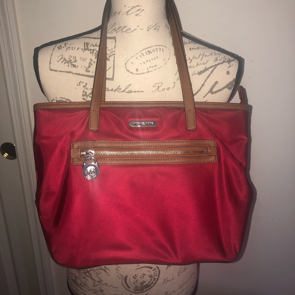 Micheal Kors Tote